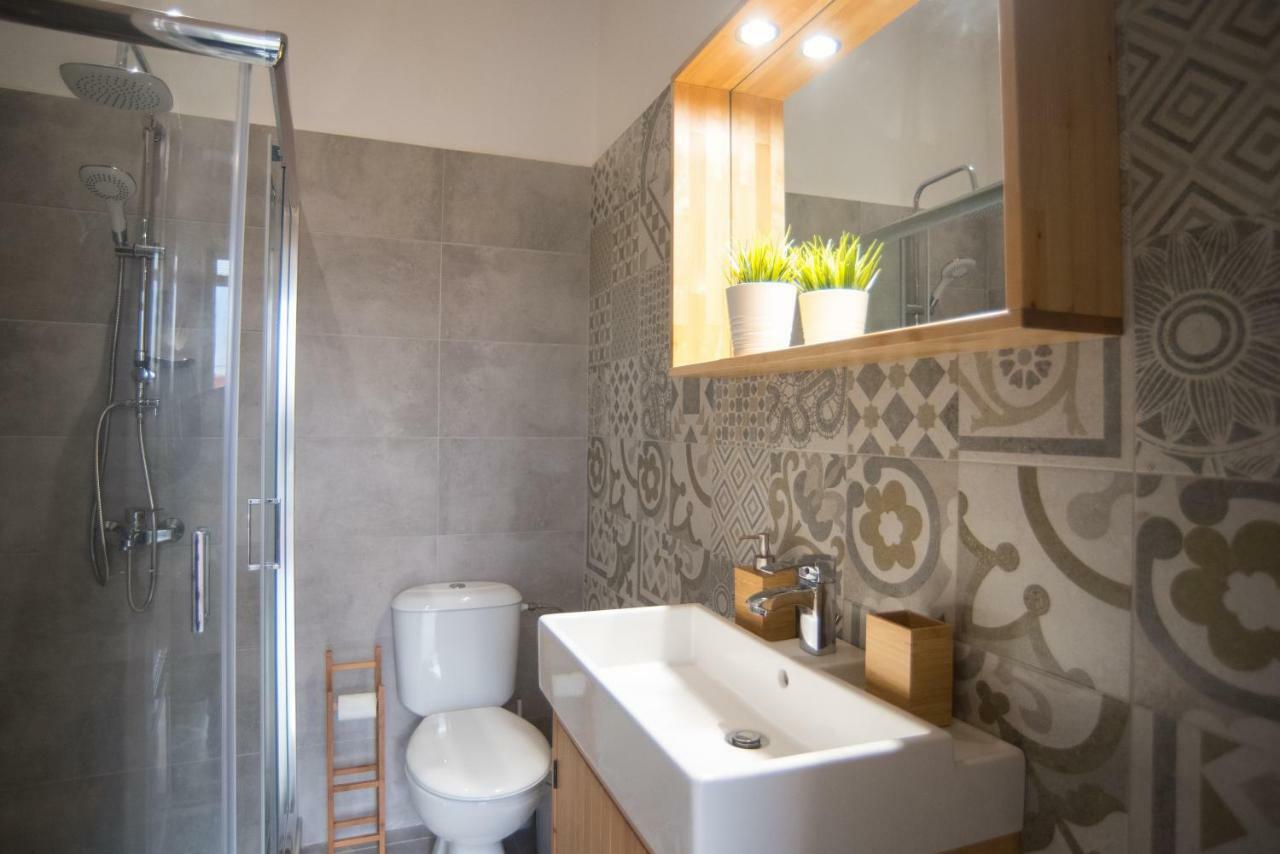 La Casa Rosa Apartment Лефкада Екстериор снимка